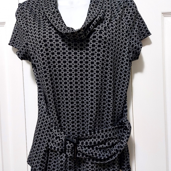 Ladies Top - Picture 2 of 5